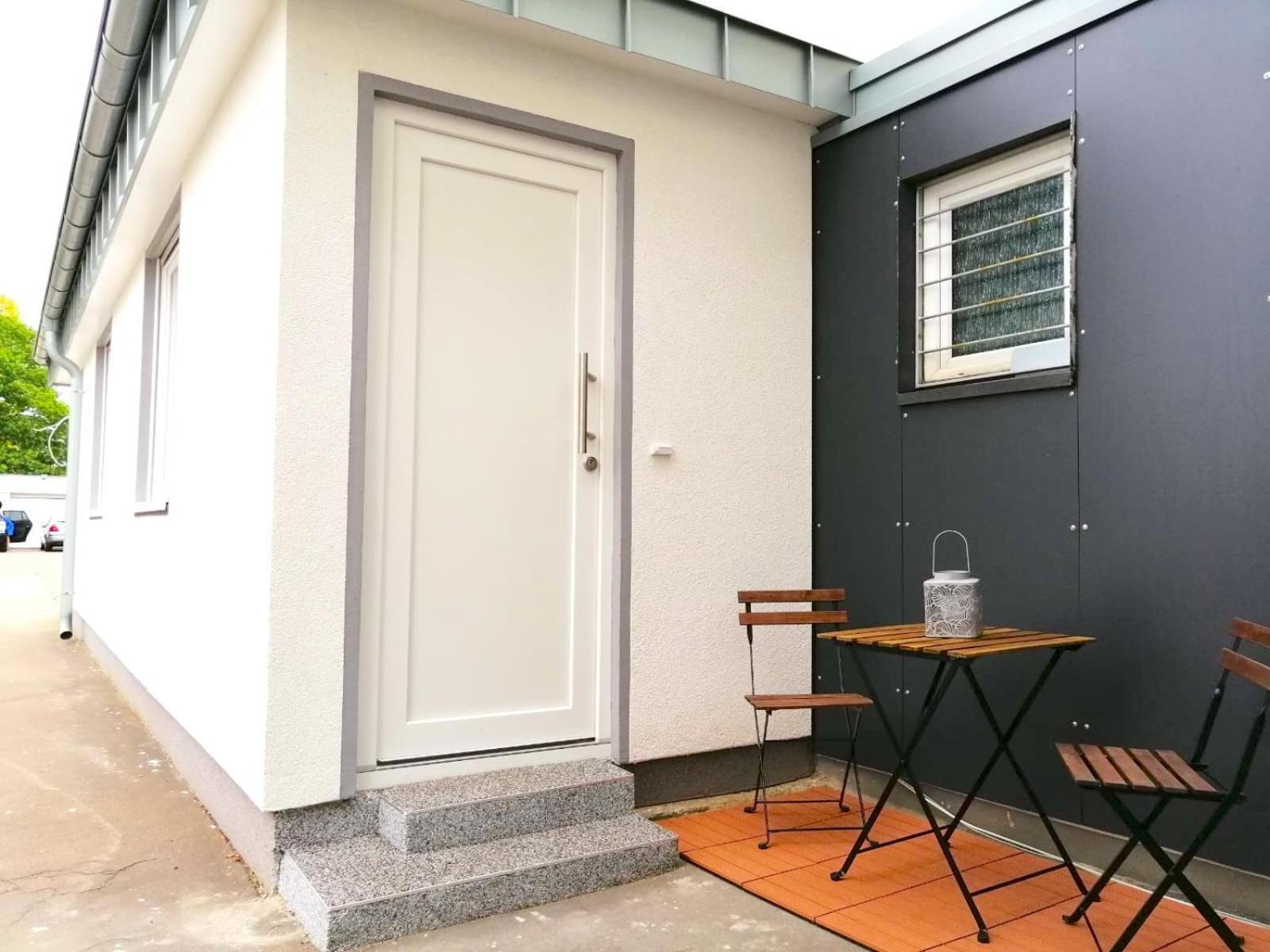Apartment - Modern, Gemuetlich, Eigener Parkplatz Cologne Exterior photo